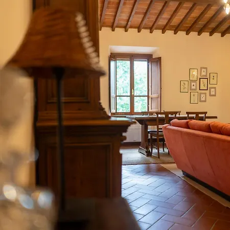 I Tre Cipressi Appartement *